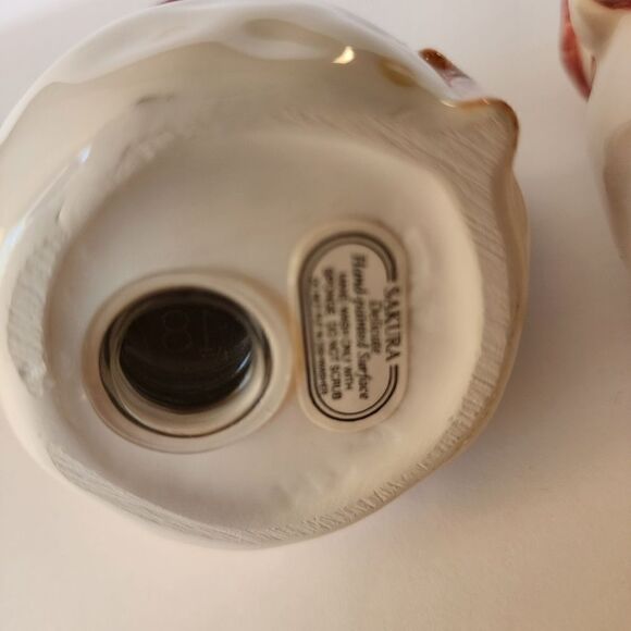 Sakura Ceramic Handpainted Snowmen Salt and Pepper Shakers - Picture 8 of 8